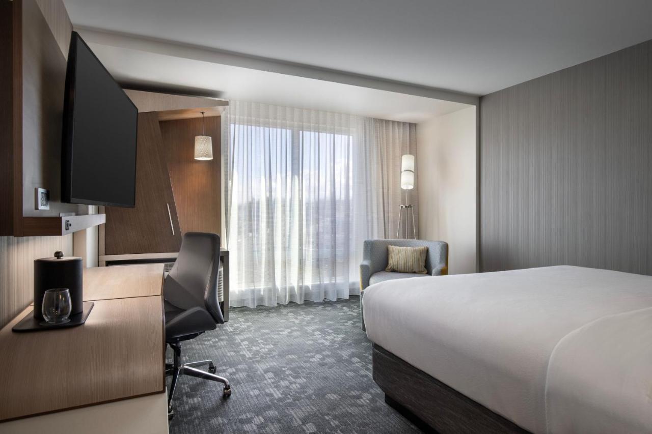 Courtyard By Marriott Nanaimo Ξενοδοχείο Εξωτερικό φωτογραφία